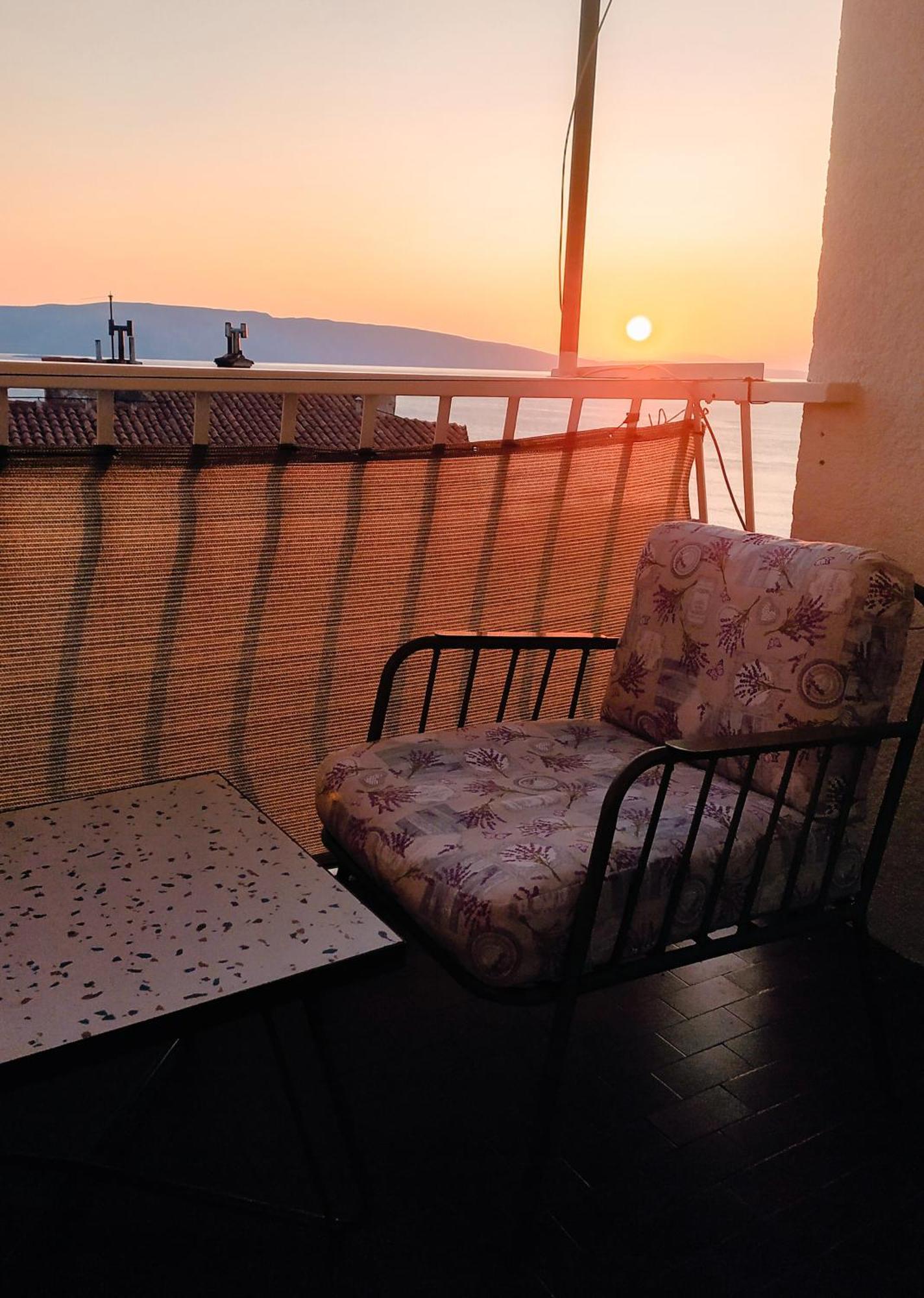 Novouredeni Stan S Balkonom I Pogledom Na More Senj  Exterior foto